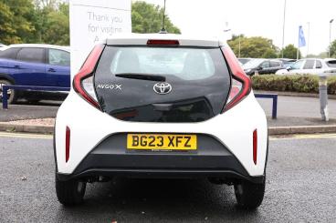 SPOTICAR Toyota Aygo 1.0 Vvt-i Pure Euro 6 (s/s) 5dr Used Car - City Car Petrol White - Walsall - 1200631302_4