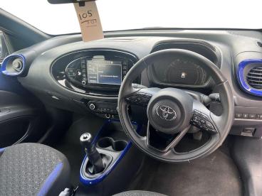 SPOTICAR Toyota Aygo 1.0 Vvt-i Edge Euro 6 (s/s) 5dr Used Car - City Car Petrol Blue - Scunthorpe - 1200632217_5