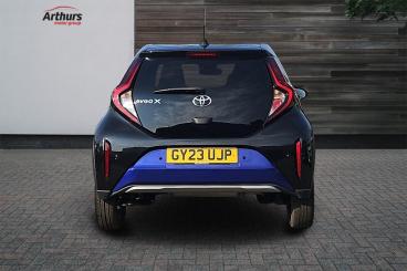 SPOTICAR Toyota Aygo 1.0 Vvt-i Exclusive Euro 6 (s/s) 5dr Used Car - City Car Petrol Blue - Newtown - 1200633303_4