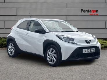 SPOTICAR Toyota Aygo 1.0 Vvt-i Pure Euro 6 (s/s) 5dr Used Car - City Car Petrol White - Derby - 1200634358_1