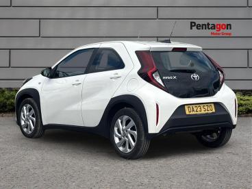 SPOTICAR Toyota Aygo 1.0 Vvt-i Pure Euro 6 (s/s) 5dr Used Car - City Car Petrol White - Derby - 1200634358_2