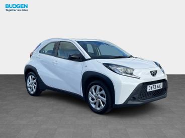 SPOTICAR Toyota Aygo 1.0 Vvt-i Pure Euro 6 (s/s) 5dr Used Car - City Car Petrol White - Shrewsbury - 1200637022_1