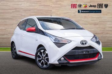 SPOTICAR Toyota Aygo 1.0 Vvt-i X-trend X-shift Euro 6 5dr (safety Sense Used Car - City Car Petrol White - Nuneaton - 1200640651_1