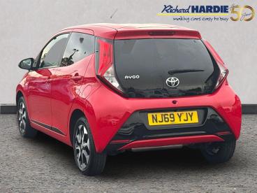 SPOTICAR Toyota Aygo 1.0 Vvt-i X-trend Euro 6 5dr Used Car - City Car Petrol Red - Wallsend - 1200644144_2
