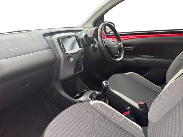 SPOTICAR Toyota Aygo 1.0 Vvt-i X-trend Euro 6 5dr Used Car - City Car Petrol Red - Wallsend - 1200644144_3