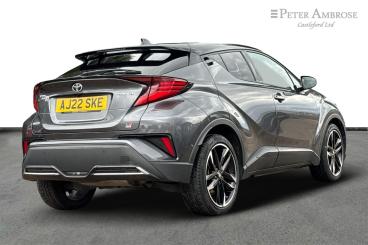 SPOTICAR Toyota C-hr 1.8 Vvt-h Gr Sport Cvt Euro 6 (s/s) 5dr Used Car - Suv Hybrid Grey - Castleford - 1200536101_3