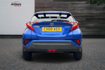SPOTICAR Toyota C-hr 1.8 Vvt-h Design Cvt Euro 6 (s/s) 5dr Used Car - Suv Hybrid Blue - Oswestry - 1200543300_4