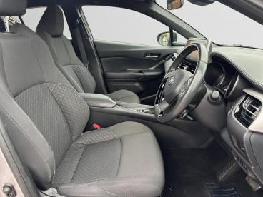 SPOTICAR Toyota C-hr 1.8 Vvt-h Icon Cvt Euro 6 (s/s) 5dr Used Car - Suv Hybrid  - Clacton-on-sea - 1200551281_3
