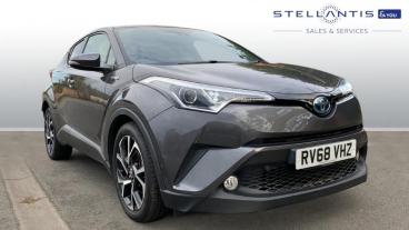 SPOTICAR Toyota C-hr 1.8 Vvt-h Design Cvt Euro 6 (s/s) 5dr Used Car - Suv Hybrid Blue - Walton On Thames - 1200553942_1