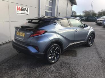 SPOTICAR Toyota C-hr 1.8 Vvt-h Dynamic Cvt Euro 6 (s/s) 5dr Used Car - Suv Hybrid Grey - Bodmin - 1200559349_4
