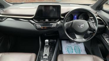 SPOTICAR Toyota C-hr 1.8 Vvt-h Excel Cvt Euro 6 (s/s) 5dr Used Car - Suv Hybrid Blue - Crawley - 1200561947_4