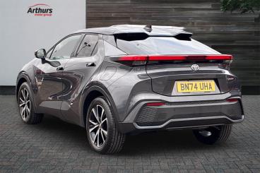 SPOTICAR Toyota C-hr 2.0 Vvt 13.6kwh Design Cvt Euro 6 (s/s) 5dr Used Car - Suv Plug-in Hybrid Grey - Newtown - 1200565688_5