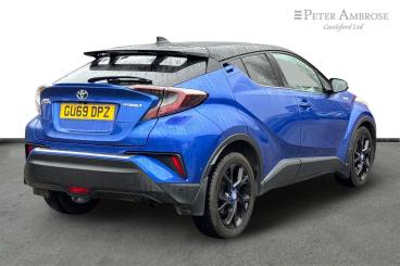 SPOTICAR Toyota C-hr 1.8 Vvt-h Dynamic Cvt Euro 6 (s/s) 5dr Used Car - Suv Hybrid Blue - Castleford - 1200576360_3