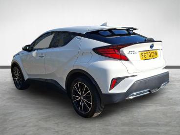 SPOTICAR Toyota C-hr 2.0 Vvt-h Excel Cvt Euro 6 (s/s) 5dr Used Car - Suv Hybrid White - Guisborough - 1200581057_5
