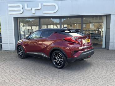 SPOTICAR Toyota C-hr 1.8 Vvt-h Red Edition Cvt Euro 6 (s/s) 5dr Used Car - Suv Hybrid Red - High Wycombe - 1200598684_5