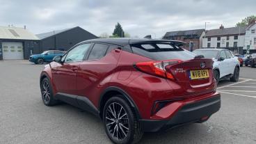 SPOTICAR Toyota C-hr 1.8 Vvt-h Red Edition Cvt Euro 6 (s/s) 5dr Used Car - Suv Hybrid Red - Stockport - 1200599324_5