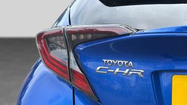 SPOTICAR Toyota C-hr 1.8 Vvt-h Dynamic Cvt Euro 6 (s/s) 5dr Used Car - Suv Hybrid Blue - Bristol - 1200610813_5