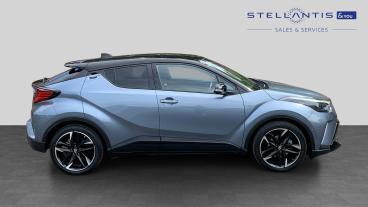 SPOTICAR Toyota C-hr 2.0 Vvt-h Gr Sport Cvt Euro 6 (s/s) 5dr Used Car - Suv Hybrid Grey - Walton On Thames - 1200613658_2