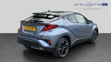 SPOTICAR Toyota C-hr 2.0 Vvt-h Gr Sport Cvt Euro 6 (s/s) 5dr Used Car - Suv Hybrid Grey - Walton On Thames - 1200613658_3