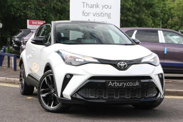 SPOTICAR Toyota C-hr 2.0 Vvt-h Gr Sport Cvt Euro 6 (s/s) 5dr Used Car - Suv Hybrid White - Walsall - 1200614562_1