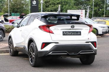 SPOTICAR Toyota C-hr 2.0 Vvt-h Gr Sport Cvt Euro 6 (s/s) 5dr Used Car - Suv Hybrid White - Walsall - 1200614562_4