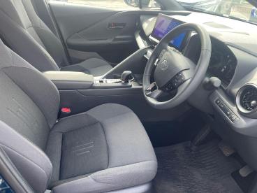 SPOTICAR Toyota C-hr 1.8 Vvt-h Design Cvt Euro 6 (s/s) 5dr Used Car - Suv Hybrid Blue - Bridgend - 1200630268_3