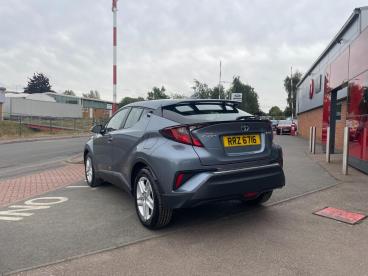 SPOTICAR Toyota C-hr 1.8 Vvt-h Icon Cvt Euro 6 (s/s) 5dr Used Car - Suv Hybrid Grey - Melton Mowbray - 1200634215_3