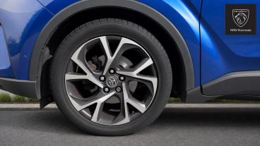 SPOTICAR Toyota C-hr 1.8 Vvt-h Dynamic Cvt Euro 6 (s/s) 5dr Used Car - Suv Hybrid Blue - Rochdale - 1200635851_5