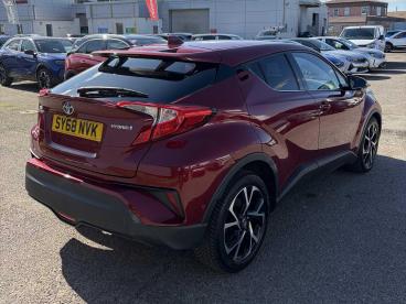 SPOTICAR Toyota C-hr 1.8 Vvt-h Design Cvt Euro 6 (s/s) 5dr Used Car - Suv Hybrid Red - Inverness - 1200641905_4