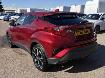 SPOTICAR Toyota C-hr 1.8 Vvt-h Design Cvt Euro 6 (s/s) 5dr Used Car - Suv Hybrid Red - Inverness - 1200641905_5