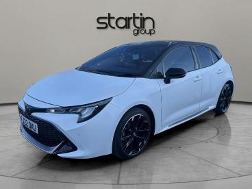 SPOTICAR Toyota Corolla 1.8 Vvt-h Gr Sport Cvt Euro 6 (s/s) 5dr Used Car - Saloon Hybrid White - Redditch - 1200560704_3