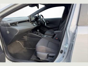 SPOTICAR Toyota Corolla 1.8 Vvt-h Design Cvt Euro 6 (s/s) 5dr Used Car - Saloon Hybrid Grey - Eastbourne - 1200564698_2