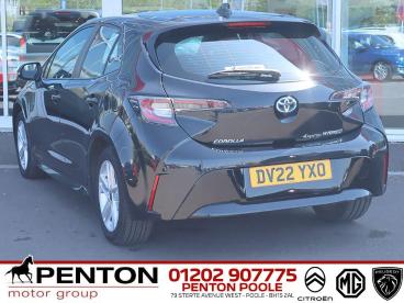 SPOTICAR Toyota Corolla 1.8 Vvt-h Icon Cvt Euro 6 (s/s) 5dr Used Car - Saloon Hybrid Black - Poole - 1200597237_5