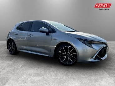 SPOTICAR Toyota Corolla 1.8 Vvt-h Excel Cvt Euro 6 (s/s) 5dr Used Car - Saloon Hybrid Silver - Sittingbourne - 1200600555_1
