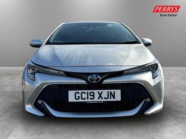 SPOTICAR Toyota Corolla 1.8 Vvt-h Excel Cvt Euro 6 (s/s) 5dr Used Car - Saloon Hybrid Silver - Sittingbourne - 1200600555_2