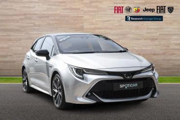 SPOTICAR Toyota Corolla 1.8 Vvt-h Excel Cvt Euro 6 (s/s) 5dr Used Car - Saloon Hybrid Silver - Hinckley - 1200603995_1