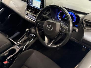 SPOTICAR Toyota Corolla 2.0 Vvt-i Hybrid Icon Tech 5dr Cvt Used Car - Estate Hybrid White - Swansea - 1200605693_3