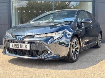 SPOTICAR Toyota Corolla 1.8 Vvt-h Design Cvt Euro 6 (s/s) 5dr Used Car - Saloon Hybrid Black - Bury St. Edmunds - 1200624062_5