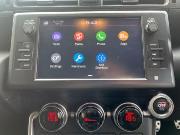 SPOTICAR Toyota Gr86 2.4 Boxer D-4s Euro 6 2dr Used Car - Coupe Petrol White - Cheltenham - 1200539701_5