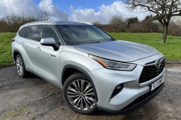 SPOTICAR Toyota Highlander 2.5 Vvt-h Excel Cvt 4wd Euro 6 (s/s) 5dr Used Car - Suv Hybrid Silver - Bridgend - 1200584711_1