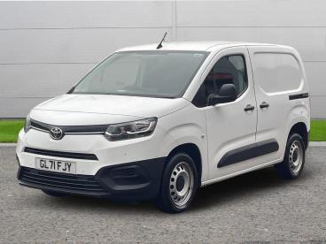 SPOTICAR Toyota Proace 1.5 Bluehdi Active Short Panel Van Swb Euro 6 (s/s Used Car - Commercial Vehicle Diesel White - Worksop - 1200555655_3