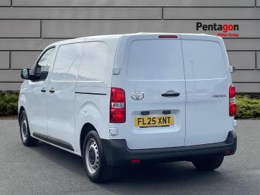 SPOTICAR Toyota Proace 1.5d Active Medium Panel Van Mwb Euro 6 (s/s) 6dr Used Car - Commercial Vehicle Diesel White - Sheffield - 1200632911_2