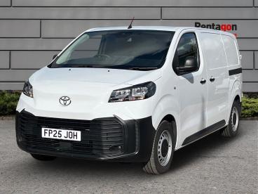 SPOTICAR Toyota Proace 1.5d Active Medium Panel Van Mwb Euro 6 (s/s) 6dr Used Car - Commercial Vehicle Diesel White - Nottingham - 1200641402_4