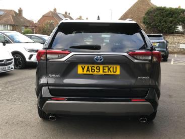 SPOTICAR Toyota Rav4 2.5 Vvt-h Dynamic Cvt Euro 6 (s/s) 5dr Used Car - Suv Hybrid Grey - Littlehampton - 1200560764_4