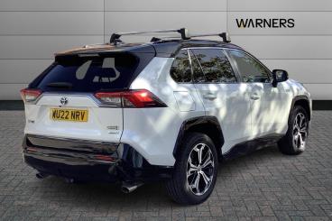 SPOTICAR Toyota Rav4 2.5 Vvt 18.1kwh Dynamic Cvt 4wd Euro 6 (s/s) 5dr Used Car - Suv Plug-in Hybrid White - Gloucester - 1200634970_4