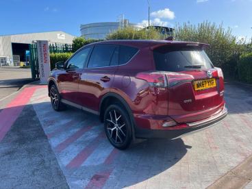 SPOTICAR Toyota Rav4 2.5 Vvt-h Design Cvt 4wd Euro 6 (s/s) 5dr Used Car - Suv Hybrid Red - Bodmin - 1200635321_5