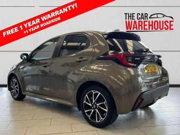 SPOTICAR Toyota Yaris 1.5 Vvt-h Design E-cvt Euro 6 (s/s) 5dr Used Car - City Car Hybrid Bronze - Bridgend - 1200515137_2
