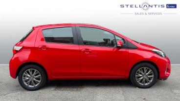 SPOTICAR Toyota Yaris 1.5 Vvt-i Icon Euro 6 5dr Used Car - City Car Petrol Red - Stockport - 1200546739_2