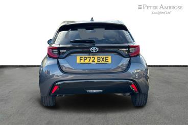 SPOTICAR Toyota Yaris 1.5 Vvt-h Excel E-cvt Euro 6 (s/s) 5dr Used Car - City Car Hybrid Grey - Castleford - 1200548391_4