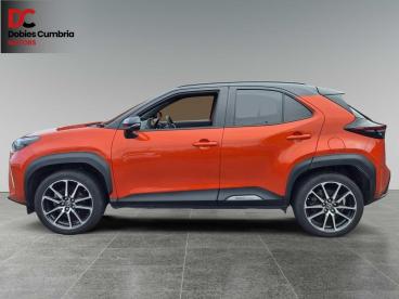 SPOTICAR Toyota Yaris 1.5 Vvt-h Gr Sport E-cvt Euro 6 (s/s) 5dr Used Car - City Car Hybrid Orange - Workington - 1200549858_4